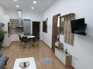 A television and/or entertainment centre at Independent house in rural setting