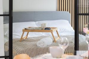 Posteľ alebo postele v izbe v ubytovaní Awanport Estate Gdynia by Noclegi Renters
