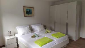 Postel nebo postele na pokoji v ubytování Vacation Home Opatija