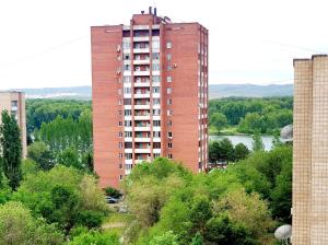 Gallery image of Apartment на Стрелке с красивым видом на Иртыш in Ustʼ-Kamenogorsk