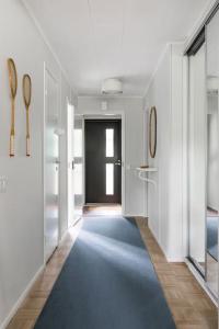 Photo de la galerie de l'établissement Upea remontoitu huoneisto Naantalin sydämessä, à Naantali