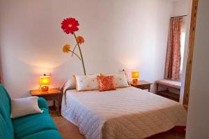 A bed or beds in a room at espectacular villa con piscina en Conil CL-5C