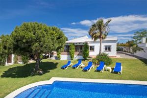 The swimming pool at or close to espectacular villa con piscina en Conil CL-5C