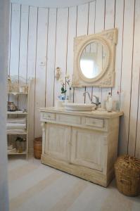 Ванна кімната в Holiday home Chalet Pleine Vue Sur Mer