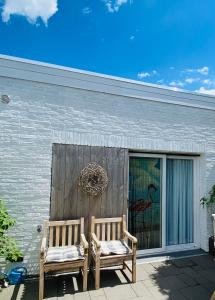Galeriebild der Unterkunft Gastenverblijf 'T EINDE sfeer - privé terras - airco in Elsloo