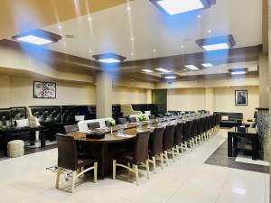 Kawasan bisnes dan/atau bilik persidangan di Hotel Orion Tbilisi
