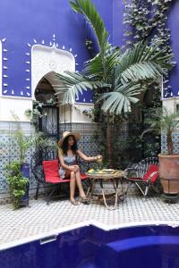 Piscina en o cerca de Riad Bindoo & Spa