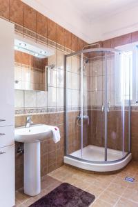 Phòng tắm tại Villa Vasiliki