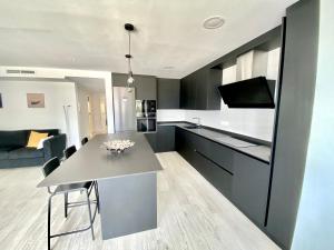 Kuchyňa alebo kuchynka v ubytovaní Apartamento en Ametlla de Mar SEA VIEW HAUS FREE WIFI