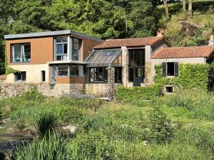 Vonkajšia záhrada v ubytovaní Gîte 3 étoiles, jusqu'à 7 personnes proche Puy du Fou