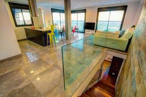 Zdjęcie z galerii obiektu Villa Barco Sea View by Villa Plus w mieście Torrox Costa