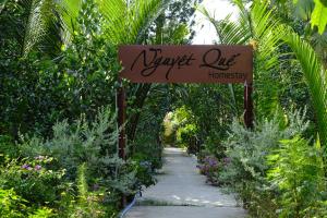 Zahrada ubytování Nguyet Que Homestay & Tours