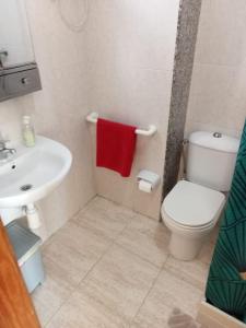 Kúpeľňa v ubytovaní ALOJAMIENTO PLAYA CHICA, LOS POZOS HABITACIONES