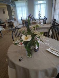 Restaurace v ubytování Auberge de L'Orisse - Mobilhome