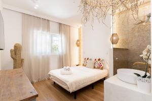 Zdjęcie z galerii obiektu MONKÓ VILLA MIERES w mieście Torremolinos
