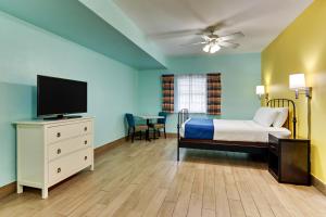 TV a/nebo společenská místnost v ubytování Island Hotel Port Aransas