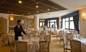 Ресторан / где поесть в Hotel Alaska Cortina