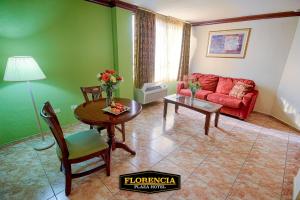 Istumisnurk majutusasutuses FLORENCIA PLAZA HOTEL