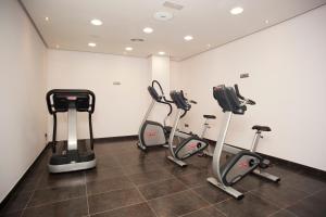 Fitness centrum a/nebo fitness zařízení v ubytování Hotel Acuazul