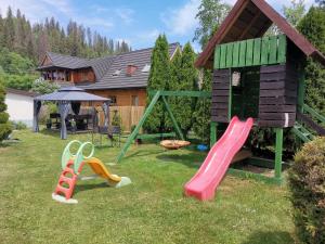 Herní místnost nebo prostor pro děti v ubytování Jama Niedźwiedzia z widokiem na Giewont