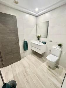A bathroom at ISLAND SUITES