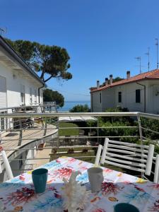 Imagen de la galería de borgoAmare zagar&trabocchi, en Marina di San Vito