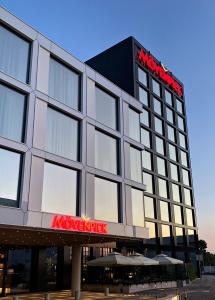 Budova, v ktorej sa hotel nachádza