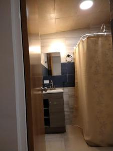 Kuchyň nebo kuchyňský kout v ubytování Casa M&J Cd. Juarez