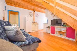 Kuchnia lub aneks kuchenny w obiekcie Apartment Fjaka
