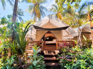 Zahrada ubytování La Cocoteraie Ecolodge - Luxury Glamping Tents