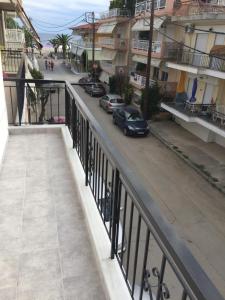 Balkón nebo terasa v ubytování Seaside Apartments Flogita