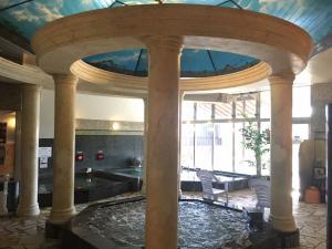 Bazén v ubytování Baden Garden 旧TheBed&Spa nebo v jeho okolí