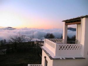 Fotografie z fotogalerie ubytování Hotel Maravedí v destinaci Pitres