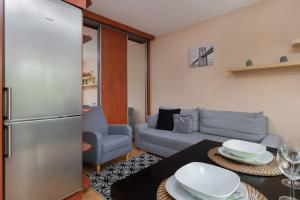 Posedenie v ubytovaní Gdansk Zabianka Sztormowa Apartment with 1 Bedroom by Noclegi Renters