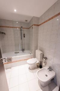 Koupelna v ubytování Résidence-Hotel Le Quinze Grand Place Brussels