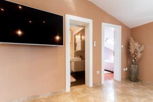 Billede fra billedgalleriet på Deluxe Suite Bambi with Panoramic View i Zadar