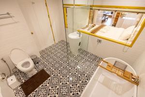 Koupelna v ubytování One Dhatu Ayutthaya Premium Homestay