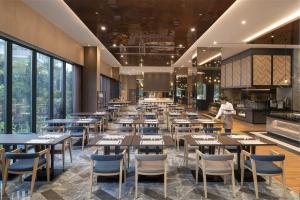 ห้องอาหารหรือที่รับประทานอาหารของ Hotel Nikko Amata City Chonburi