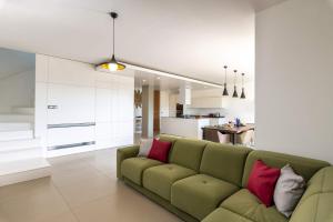 Część wypoczynkowa w obiekcie Villa Campanella by Villa Plus