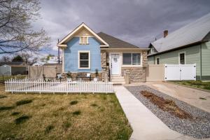 Gallery image of Relax at this charming and cozy downtown retreat in Grand Junction