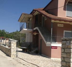 Budova, kde se apartmán nachází