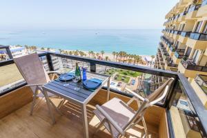 Balkón alebo terasa v ubytovaní Amazing views Beachfront Apartment with Swimming Pool