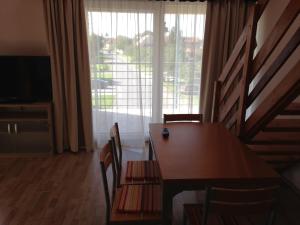 Televisyen dan/atau pusat hiburan di Lovagvár Apartments