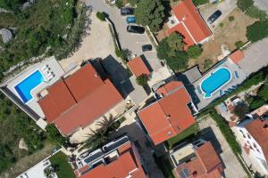 Πισίνα στο ή κοντά στο Ari Apartments