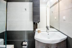 Kúpeľňa v ubytovaní Xenia Ionis luxury apartments