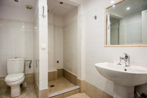 Kúpeľňa v ubytovaní Xenia Ionis luxury apartments