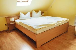 Fotografie z fotogalerie ubytování Ferienzimmer direkt am See v destinaci Priepert