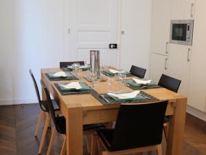 Fotografie z fotogalerie ubytování Gîte paisible avec jardin privatif et terrasse, 2 chambres, proche sites culturels, animaux acceptés - FR-1-510-174 v destinaci Romeries