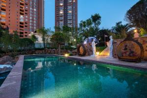 Πισίνα στο ή κοντά στο Wyndham Grand Kunming East