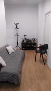 A bed or beds in a room at Apartamento 2 dormitorios cerca de Manuel Becerra
